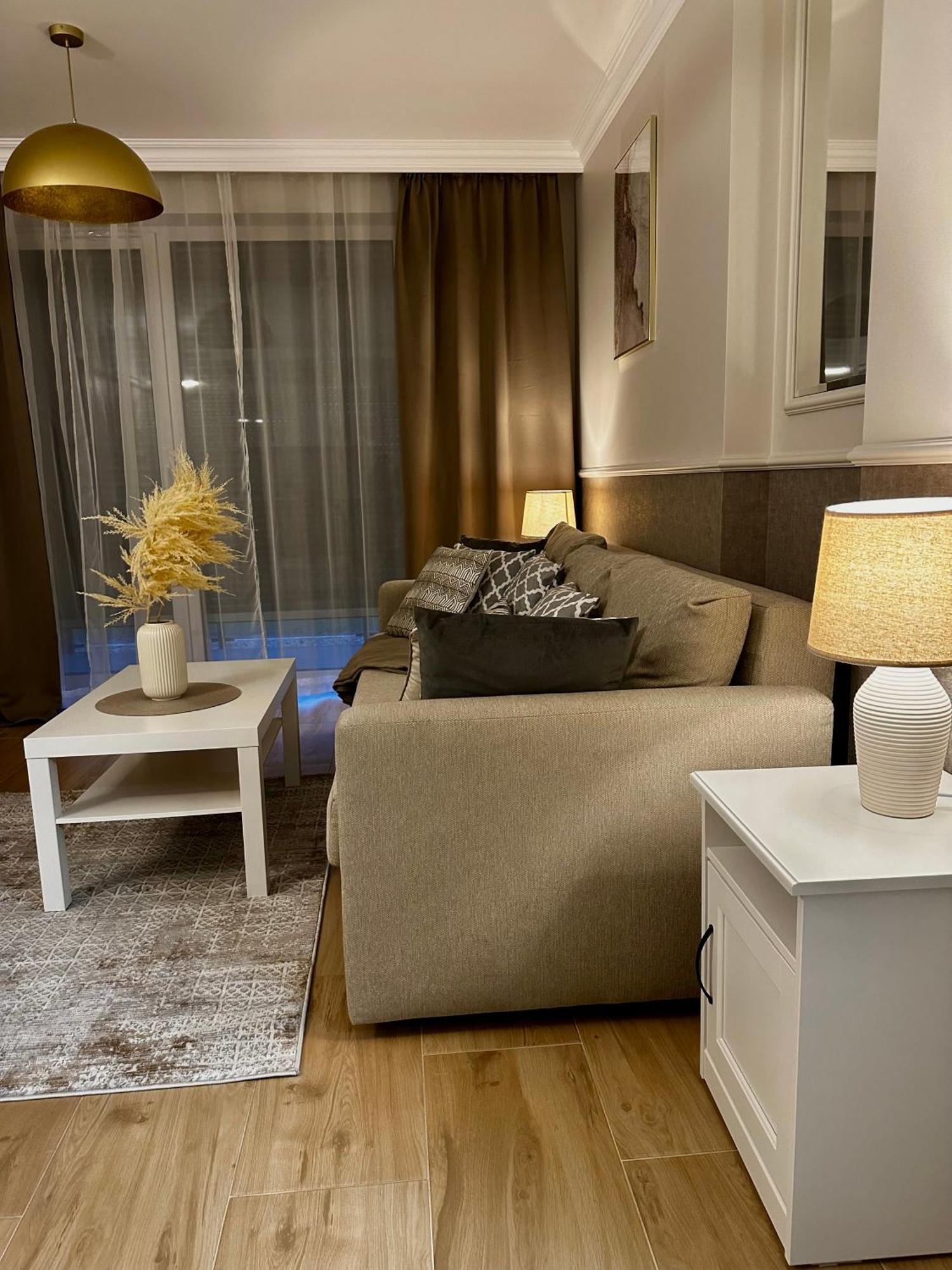 Apartamenty Kielce- Klonowa Nad Zalewem, 1-13 Osob, Faktura, Parking, Centrum エクステリア 写真
