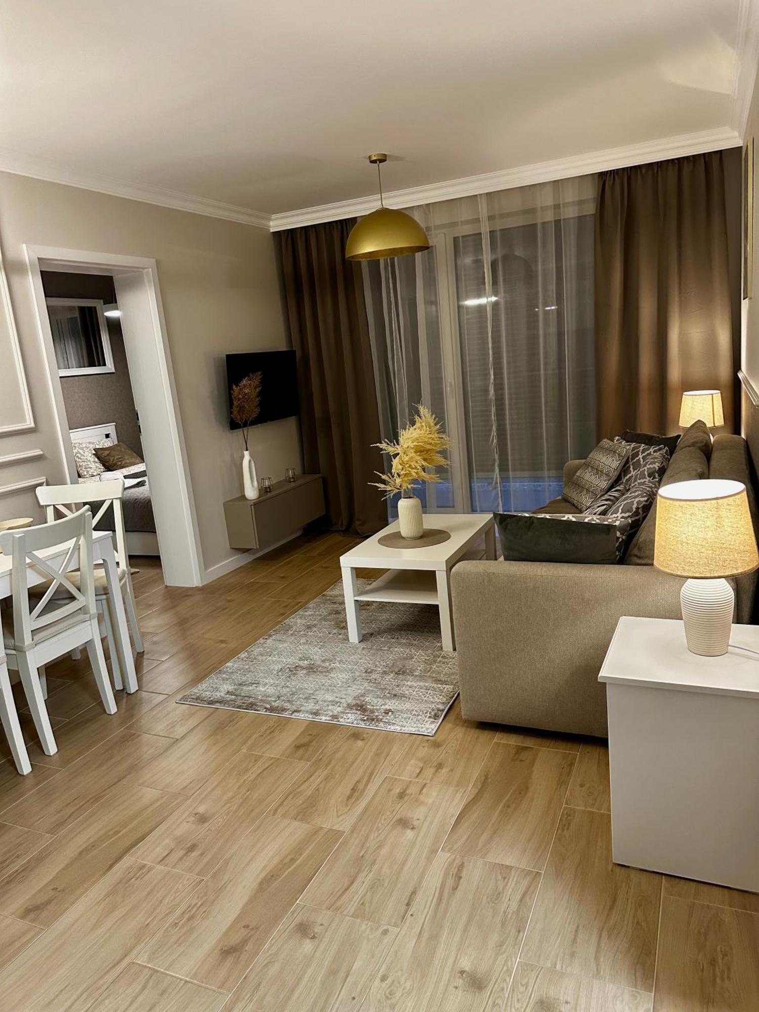 Apartamenty Kielce- Klonowa Nad Zalewem, 1-13 Osob, Faktura, Parking, Centrum エクステリア 写真