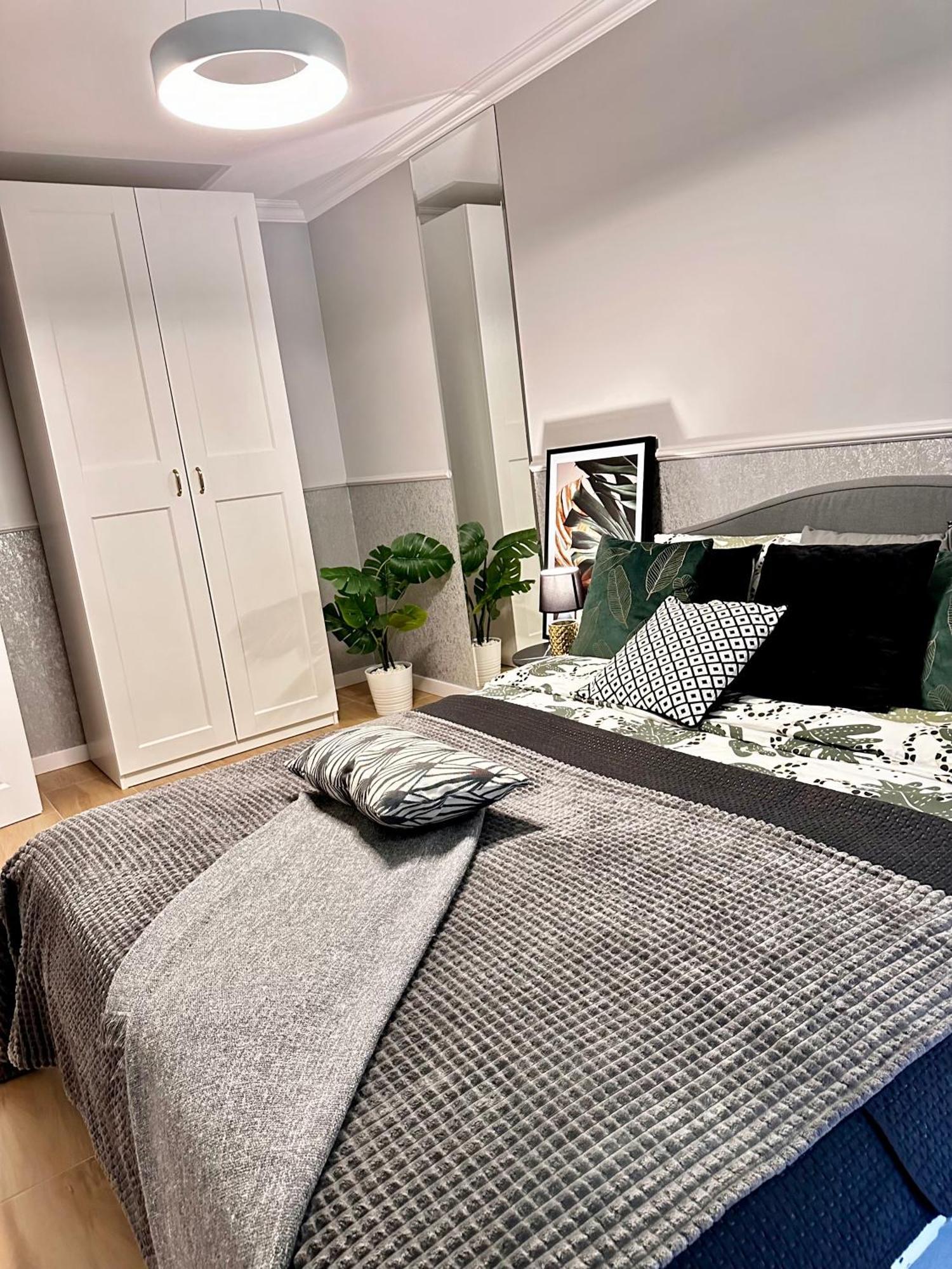 Apartamenty Kielce- Klonowa Nad Zalewem, 1-13 Osob, Faktura, Parking, Centrum エクステリア 写真