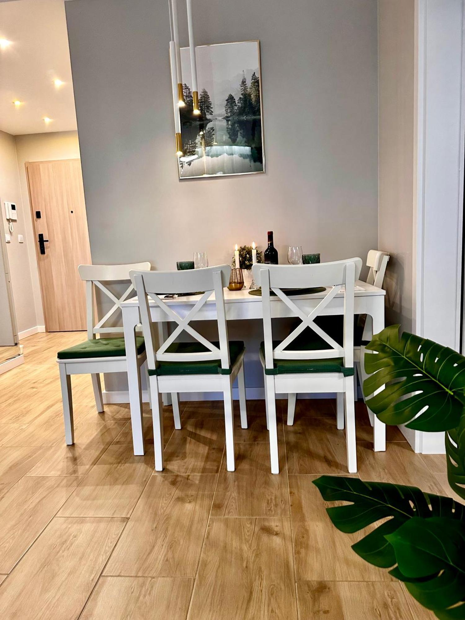 Apartamenty Kielce- Klonowa Nad Zalewem, 1-13 Osob, Faktura, Parking, Centrum エクステリア 写真