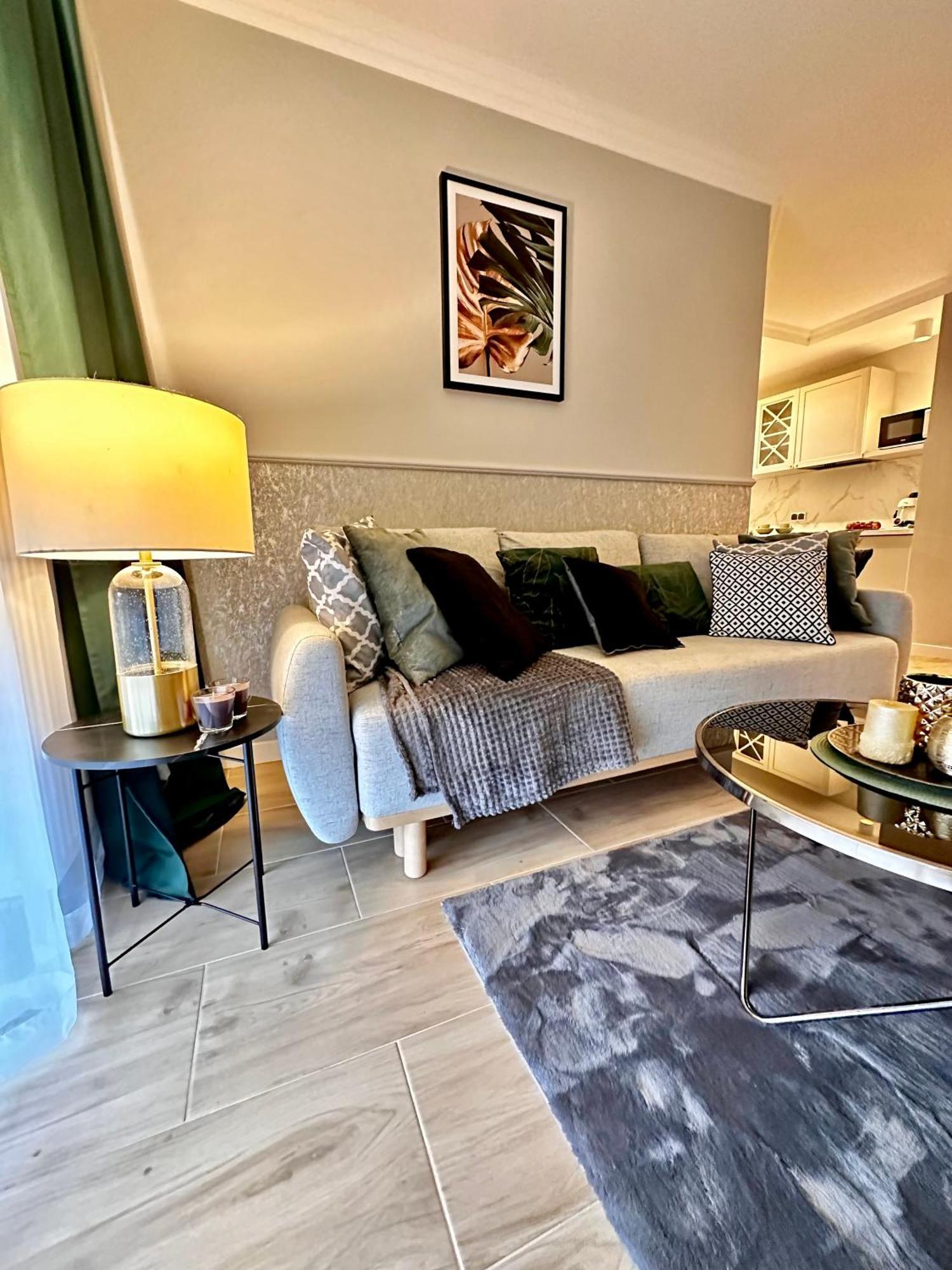 Apartamenty Kielce- Klonowa Nad Zalewem, 1-13 Osob, Faktura, Parking, Centrum エクステリア 写真
